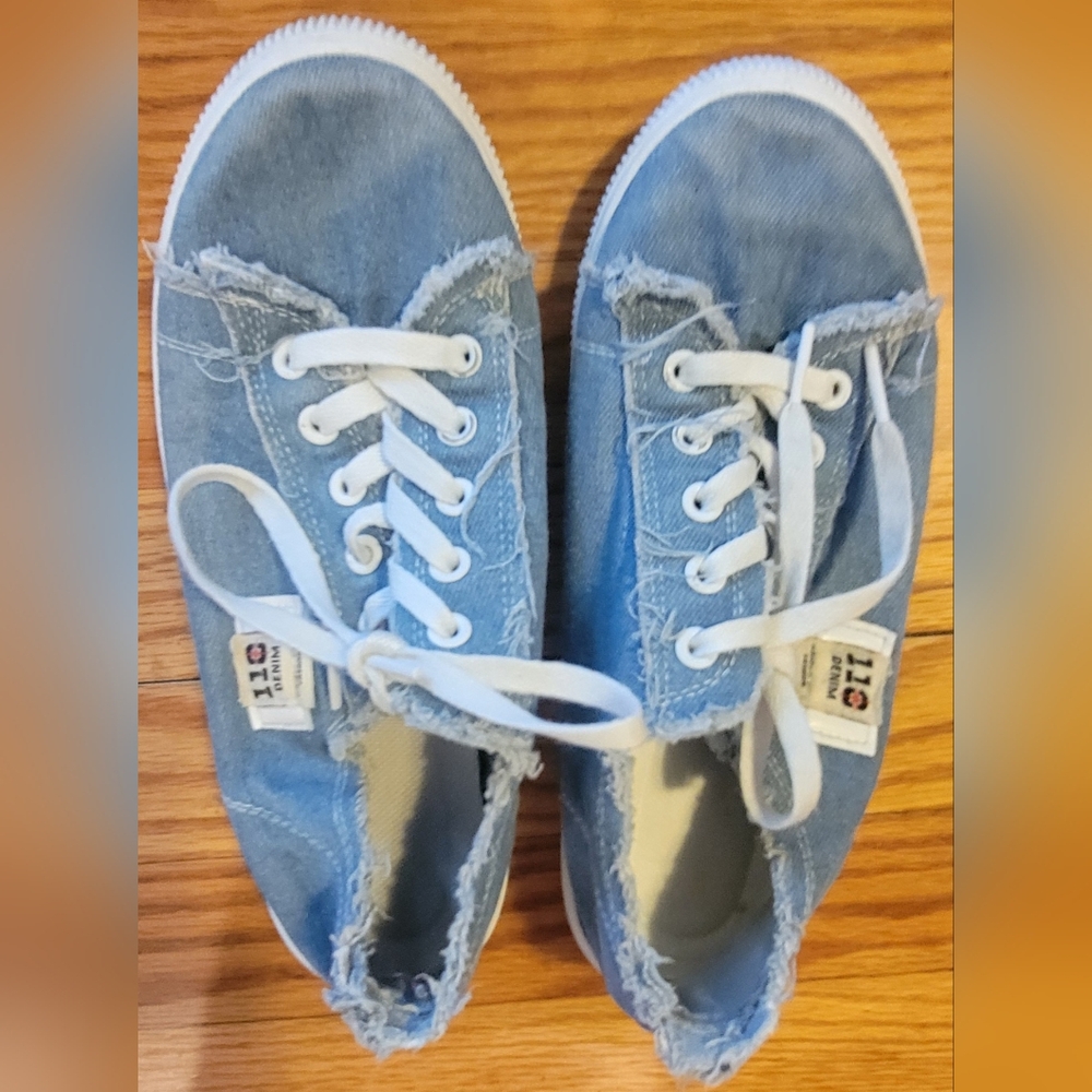 110 Denim sneakers